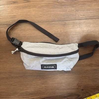Dakine Gray Classic Hip Pack Fanny Waist Belt Bum Bag NWOT Free Shipping