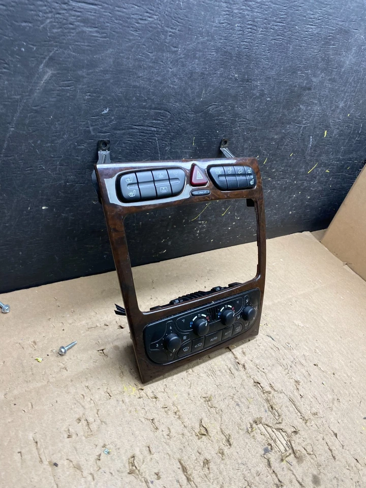 Mercedes W203 C230 C240 2001-2005 aire acondicionado control de clima embellecedor bisel OEM T8635 DG Foto 2 de 4