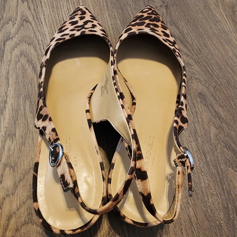 Sapatos femininos Banana Republic salto bloco estampa chita 8,5 - Imagem 4 de 4