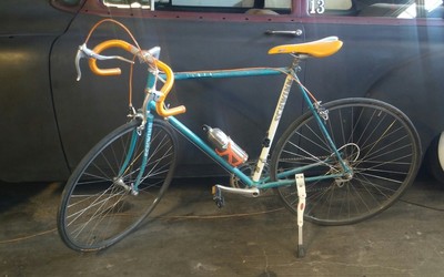 schwinn tempo road bike