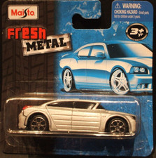 Maisto Fresh Metal 2001 Dodge Super 8 HEMI concept car near S scale 1/64