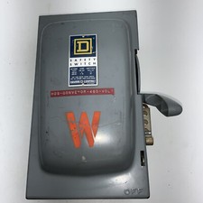 SQUARE D SAFETY SWITCH 30AMP 3 PH 600 V.A.C. H 361 AWK SERIES D1 BOX- 17