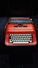 Macchina Da Scrivere Olivetti Lettera 92 - Rossa