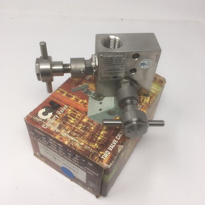 NEW Century Valve CM12-1-F44T-M-15-T-SCL Two Valve Calibration Manifold 6000psi