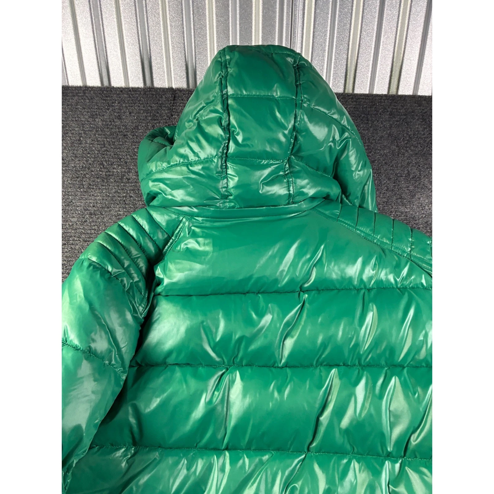 Guess Mens Green High Shine Puffer Jacket Detachable Hood XL NEW - product detail image 10