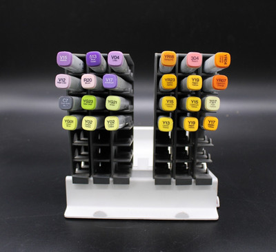 24x Copic Marker Mehrfarbig Set Konvolut mit Halter Japan Classic 2-seitig