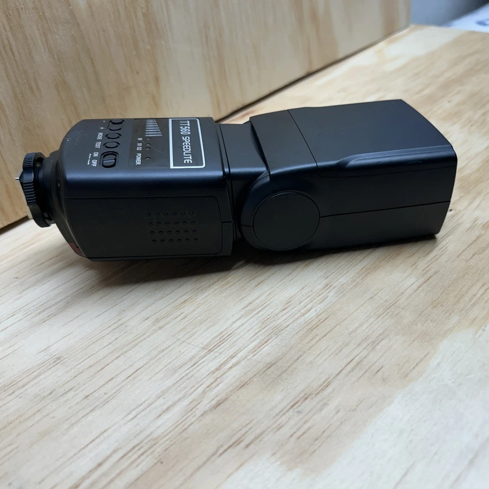 Neewer TT560 Flash Speedlite For Canon, Nikon, Panasonic, Olympus & Pentax - Image 4 of 4