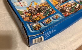 LEGO CITY: The Mine (4204) New Sealed - DAMAGED BOX  - gold mine