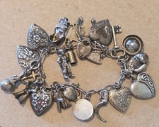 SWEET Vtg/Antique~VICTORIAN PUFF HEART STERLING SILVER CHARM BRACELET~SWEETHEART