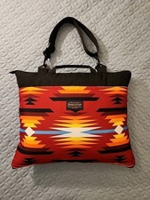 Pendleton Outdoor Packable Blanket Aztec Picnic Tailgate Red Beach Zip Up