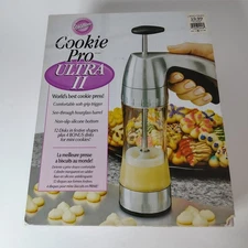Wilton Cookie Press Pro Ultra II New in Box "Worlds Best Cookie Press"