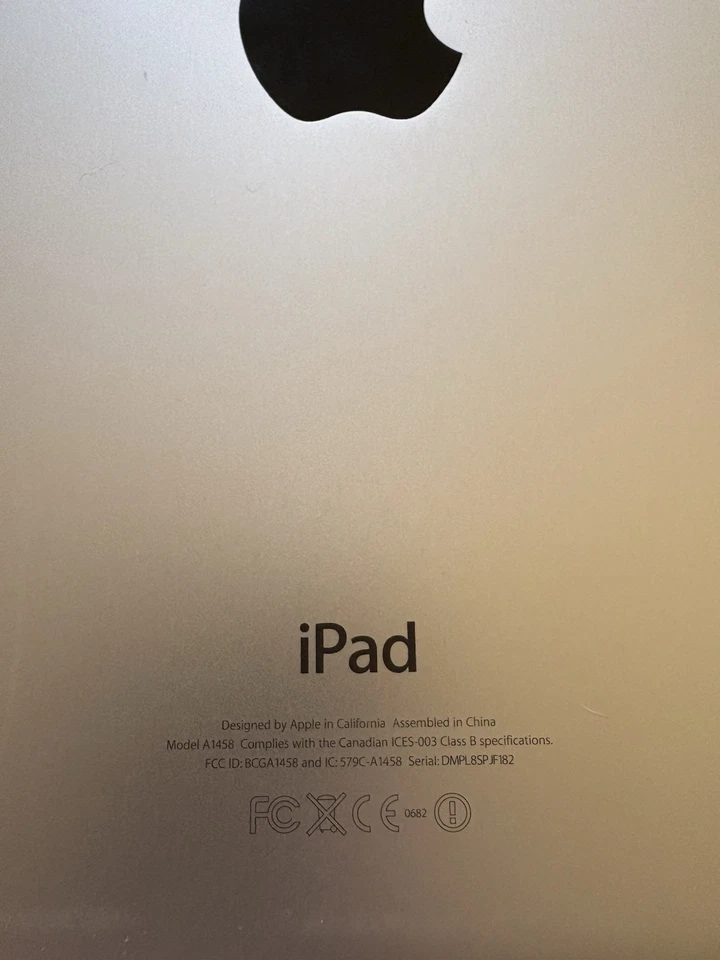 Apple iPad 4th Generation A1458 16GB Wi-Fi Only Lot of 5 - Image 3 of 4