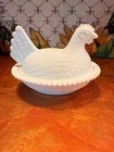 Vintage Westmoreland White Milk Glass Hen on Nest Covered Dish Chicken READ
