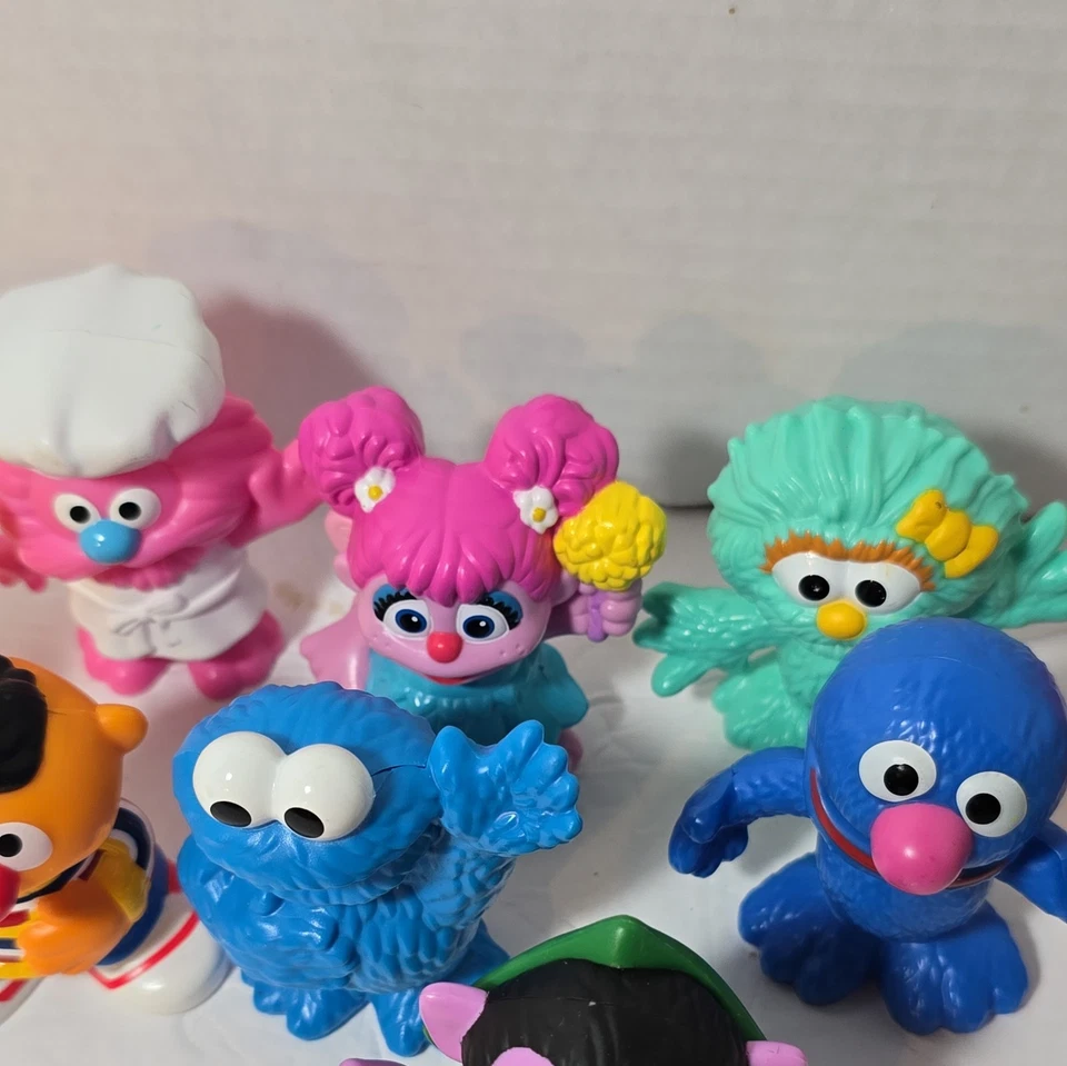 Lote de 10 figuras Sesame Street Hasbro sólido galleta monstruo el conde grover Foto 3 de 4