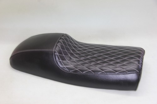 Norton Commando Interstate MK3 solo low profile cafe racer seat CODE: S3377 - Picture 2 of 8