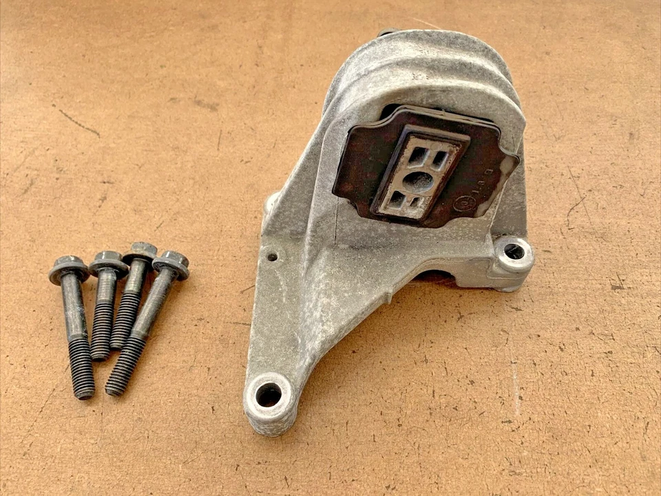 Brazo de par de montaje superior del motor Volvo S80 V70 2004-2006 30680770 OEM Foto 3 de 4