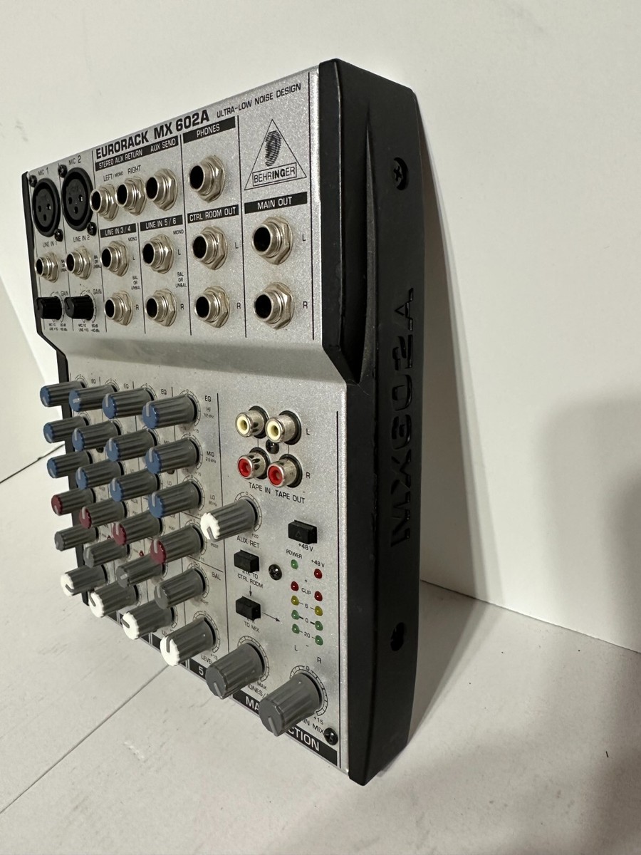 ベリンガー MX 602A Behringer Eurorack MX 602A 6 Channel Compact Mixer Working