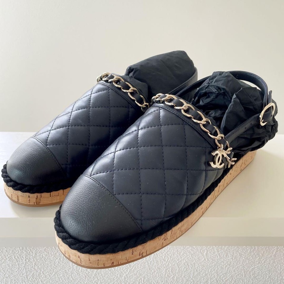 CHANEL Sabo Slipon Matelassé Chain Navy&Black Size 38 Beautiful Japan