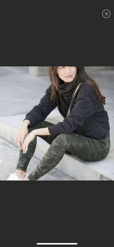 SPANX Green Camo Leggings Look At Me 