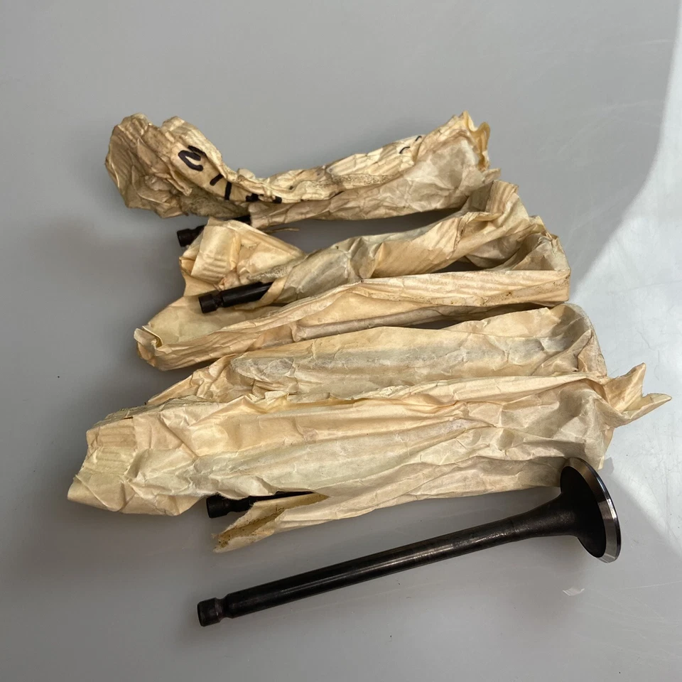 Válvula de admisión de motor TopLine (6 piezas) NOS V2652 para 02-03 Kia Magentis 2,4 L-L4 Foto 2 de 4