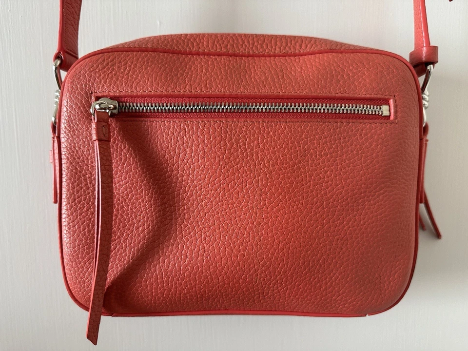 Bolso Bandolera AllSaints Coral Rojo Guijarro Cuero Captain Lea Cámara Foto 4 de 4