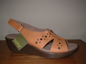 tan leather wedges uk