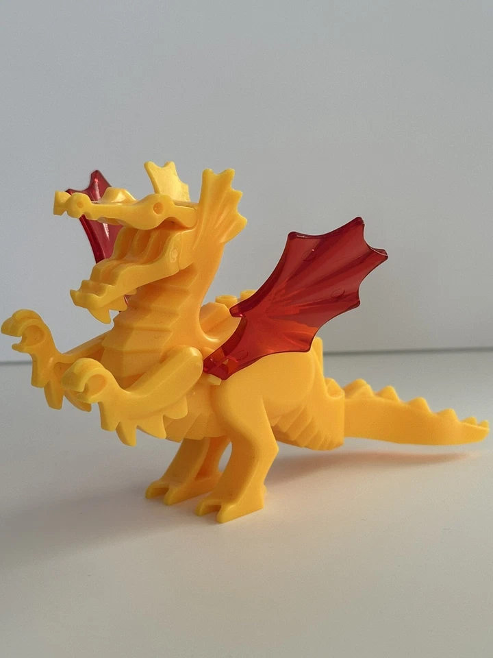 Lego Clásico Dragón Amarillo Figura con Alas Rojas, 6056 6076 6082 6087 (PERSONALIZADO) Foto 3 de 4