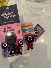 JUEGO DE CALAMARES FIGURA COSBI Serie 2 - POPULAR - Guardia Enmascarada - Kang No-eul