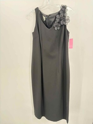 Pre-Owned Neiman Marcus Black Size 4 Midi Sleeveless Dress