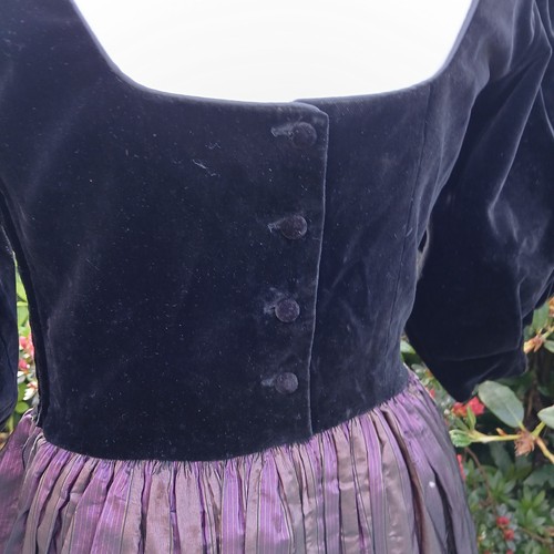 LAURA ASHLEY Vintage Dress Lustrous Velvet Taffeta Bustle Gown 80's Cosplay 12 - Picture 6 of 11