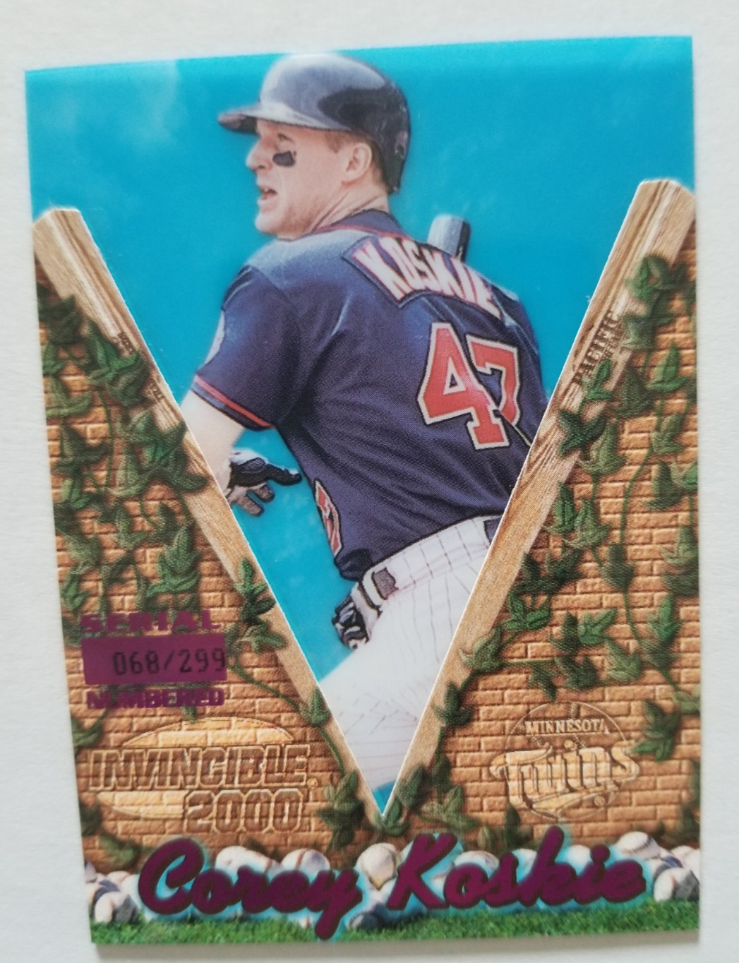 2000 Pacific Invincible Holographic Purple /299 #83 Corey Koskie