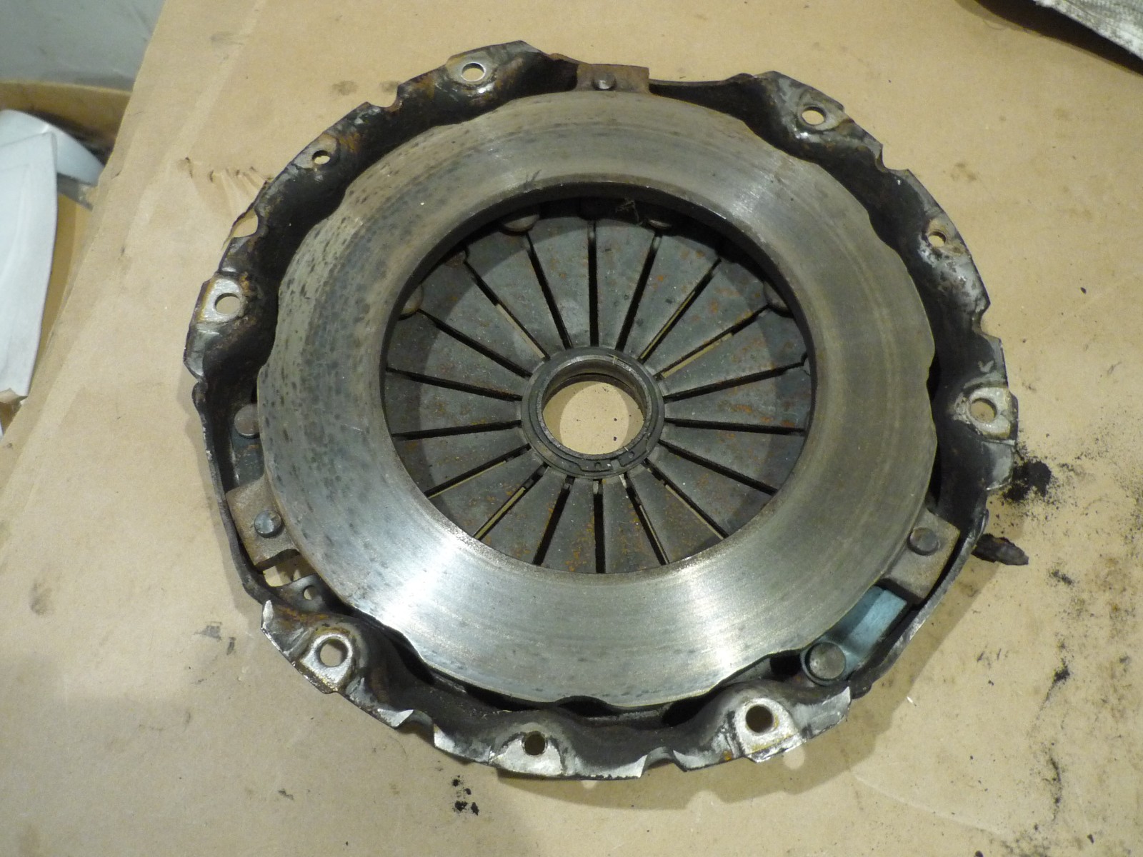 Ferrari 208,308 - Clutch Pressure Plate (USED) - P/N 101533