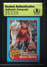 BAS 2011-12 Fleer Retro Rookie Sensation Nikola Vucevic #60 Authentic Auto ur8