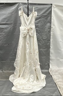Vintage 90s Mon Cheri Women's White Wedding Dress Floral Rosettes Bow Sz 7