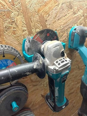 Makita Winkelschleifer Wandhalterung   sichere Aufbewahrung für Ihren Schleifer