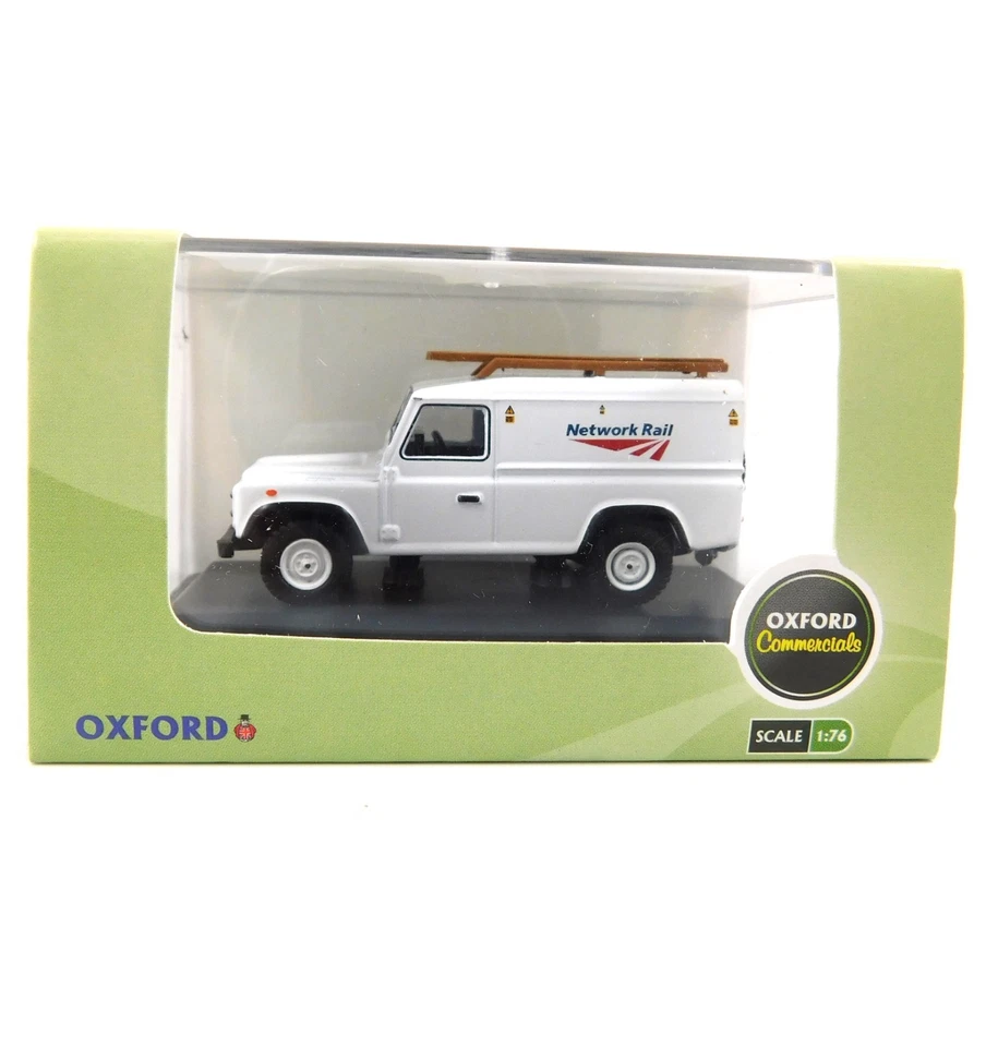 Land Rover Defender Network Rail Oxford Diecast Model SCALE 1/76 OO - Image 4 of 4
