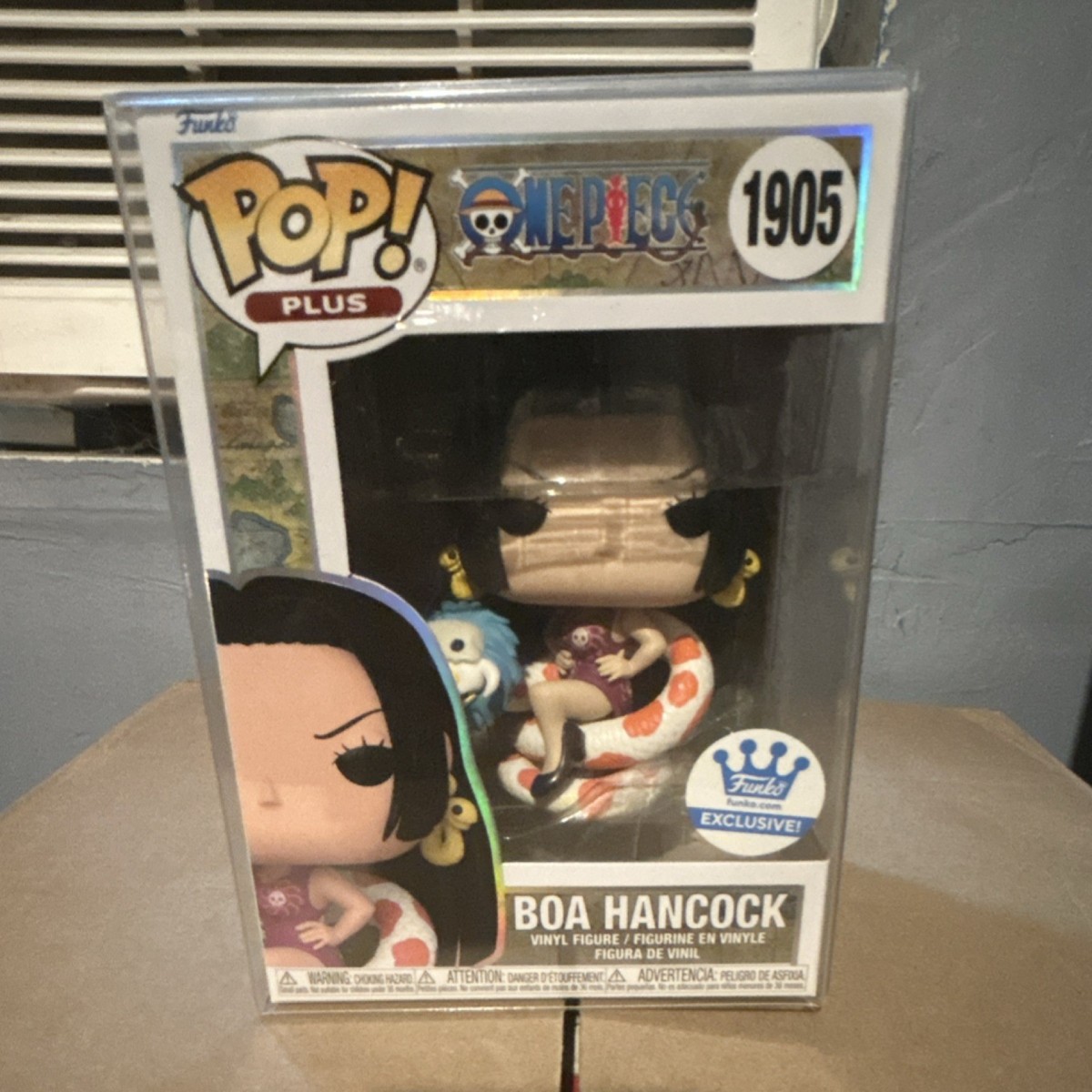 One Piece Pop Plus Boa Hancock Funko Exclusive #1905 +Protector & PRB02-017