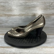 Salvatore Ferragamo Women's Metallic Gray Bronze Leather Heels Pumps Size 9.5