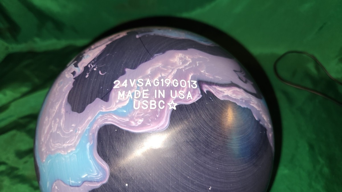 Storm Summit Ascent Bowling Ball 15 lbs Preowned Span 4 1/16 Storm Summit Ascent Bowling Ball 15 lbs Preowned Span 4 1/16