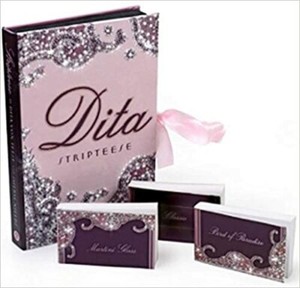 Dita Von Teese Autograph Stripteese Flip Books Martini Glass Burlesque 2009