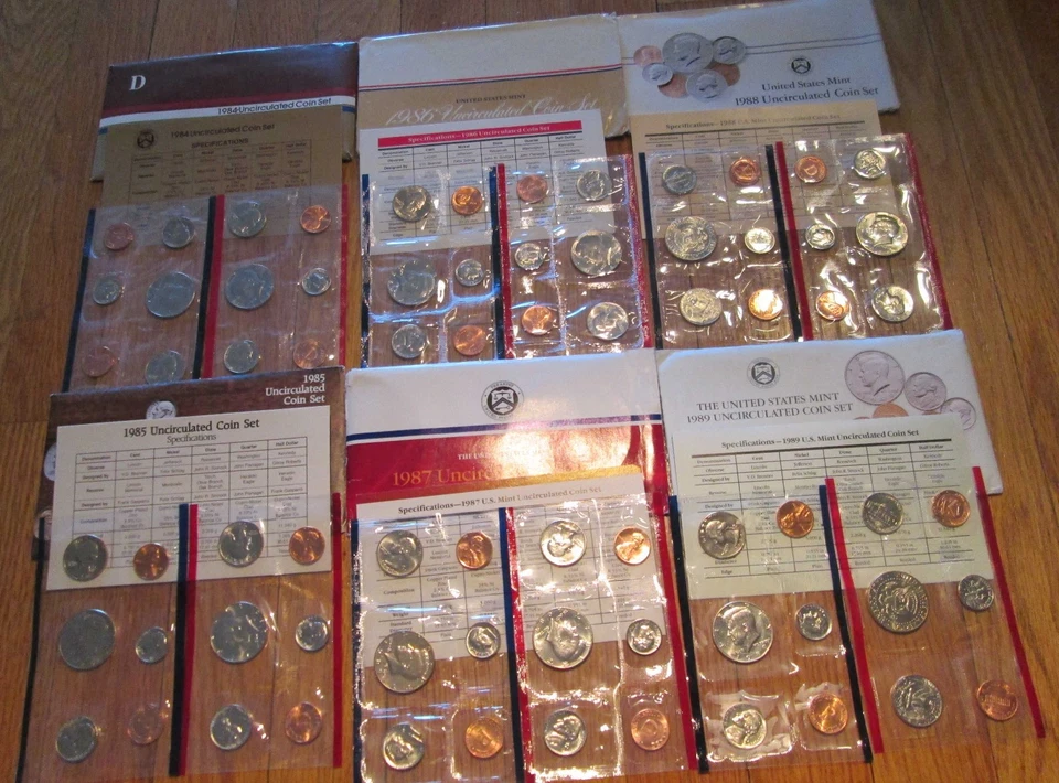 1971 to 2008 Mint Sets U.S. Mint 36 Sets P And D Mint Set Uncirculated COA Box - Image 4 of 4