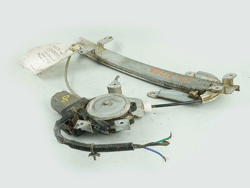 Nissan Máxima 2000-2003 regulador de ventana de puerta con motor pasajero trasero derecho OEM Foto 3 de 4