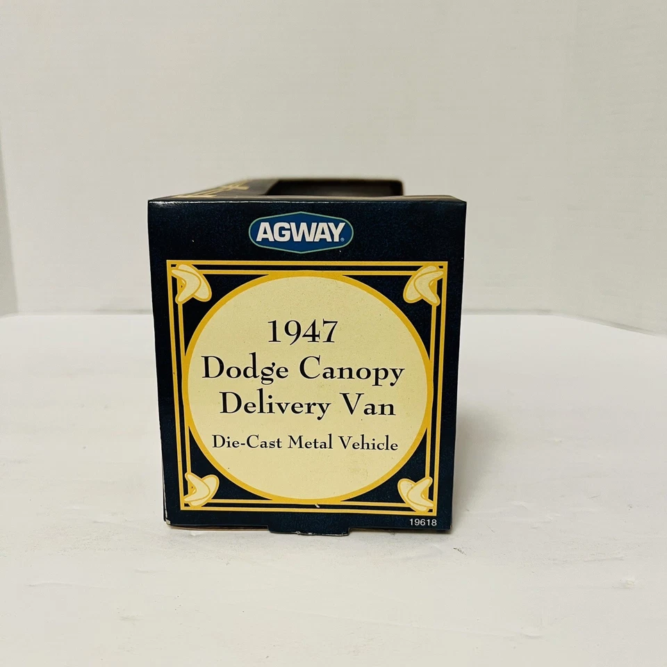 Dodge Canopy Delivery Van Ertl Agway 1947 rojo negro molduras paquetes en la parte trasera Foto 3 de 4