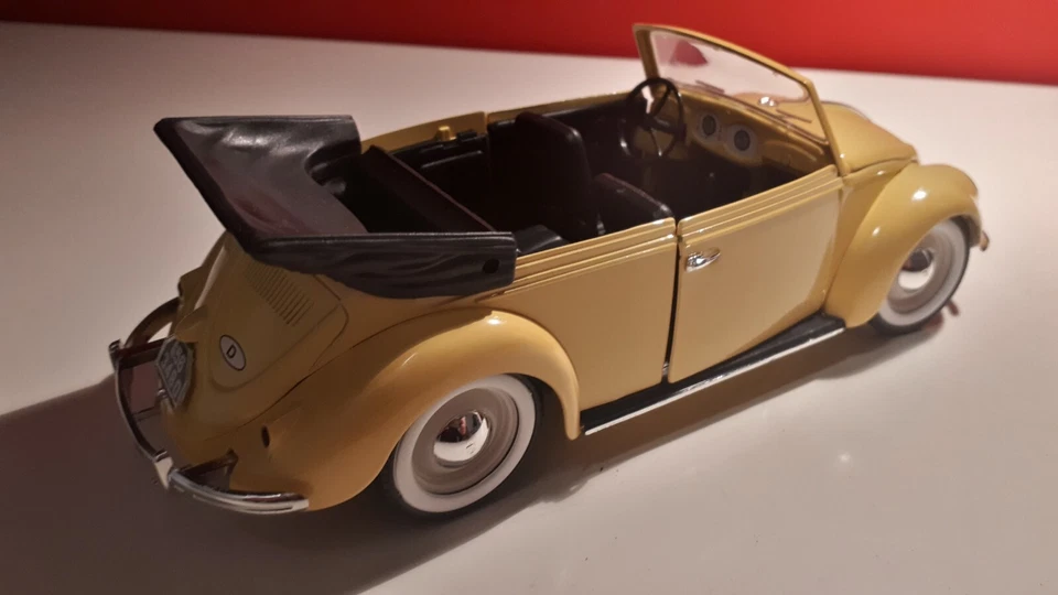 VW Coccinelle 1/17 1/18 SOLIDO - Immagine 3 di 4