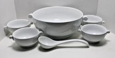 Bellissima 6 Piece Porcelain Serving Set - New in Box - Server, 4 Bowls, Ladle