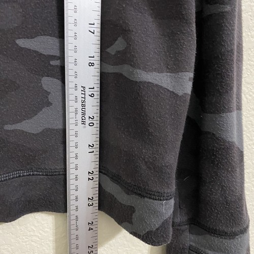 Athleta Girl Cozy Cross Your Fingers Sweatshirt Camo Gray Thumbhole 599459 L2 - Picture 6 of 9