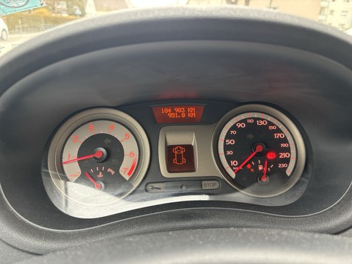 Renault Clio 2006 - Bild 8 von 8