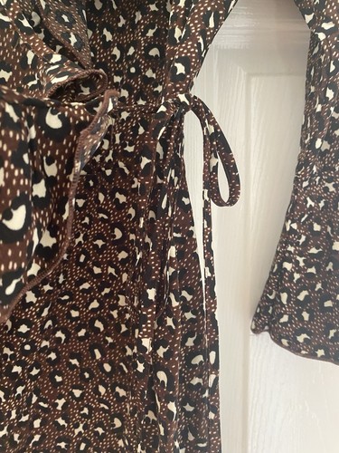 PRETTYLITTLETHING Women's Brown Wrap Dress Size 6 - Picture 3 of 6