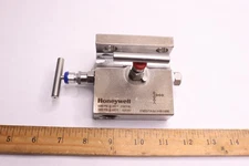 Honeywell SmartLine Manifold STMD2-F1A-SS1-0-00-1-0000