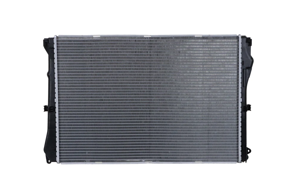 New Radiator For 2015-2018 Mercedes-Benz C300 2.0L 2017-2021 C43 AMG 3.0L Foto 3 de 4